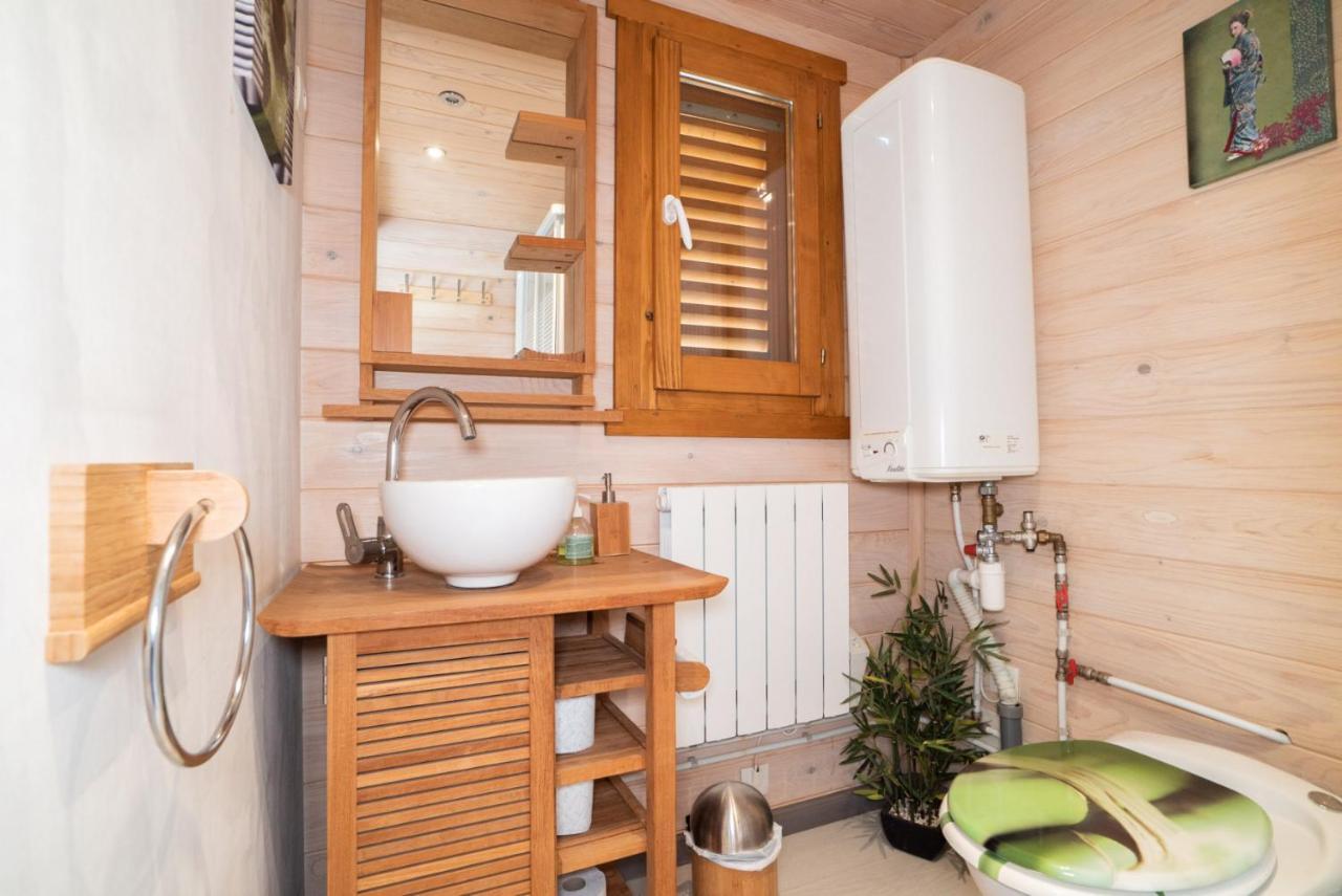 Gite Et Chambre D'Hote Gussignies Esterno foto