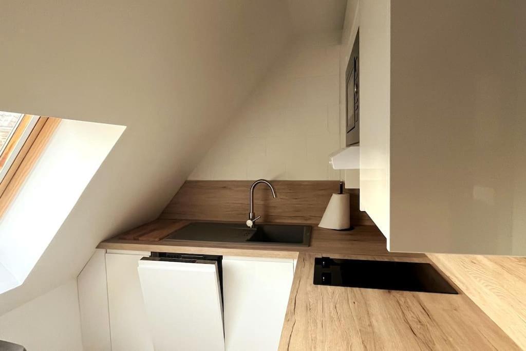 Gite Et Chambre D'Hote Gussignies Esterno foto
