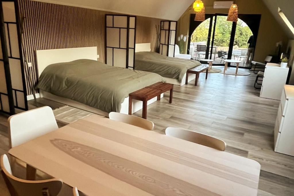 Gite Et Chambre D'Hote Gussignies Esterno foto
